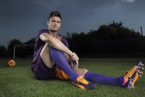 开云下载-瑞士轻取荷兰，卡马文加在西甲国家德比接管比赛，足球世界的降维打击与战术革命