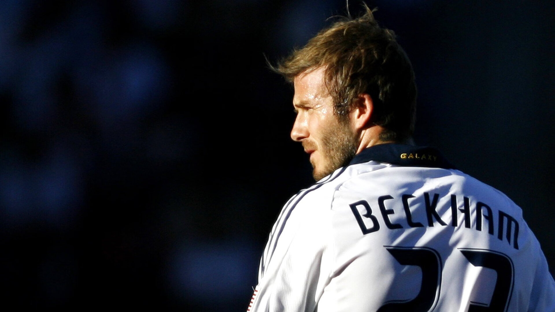 杰伦格林爆发，深圳队一波带走勇士，当东方战术智慧击穿美式篮球神话